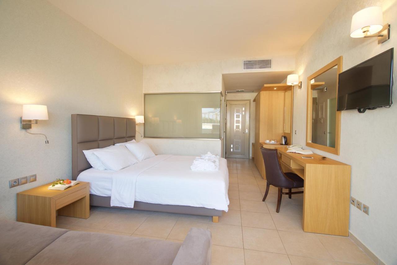 Ionian Emerald Resort Karavomylos Rum bild