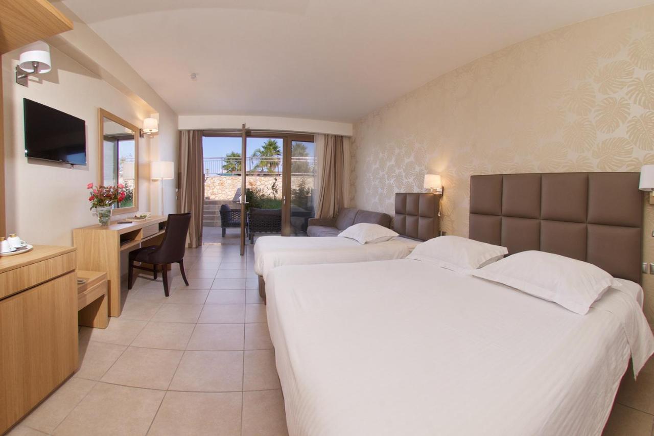 Ionian Emerald Resort Karavomylos Exteriör bild
